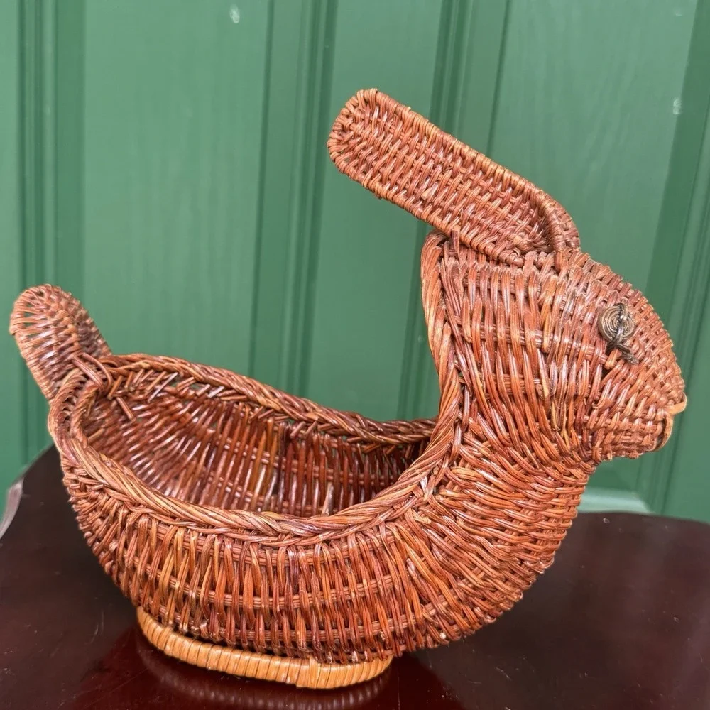 Vintage Wicker Rattan Bunny‎ Rabbit Planter Basket Cottagecore Retro Decor